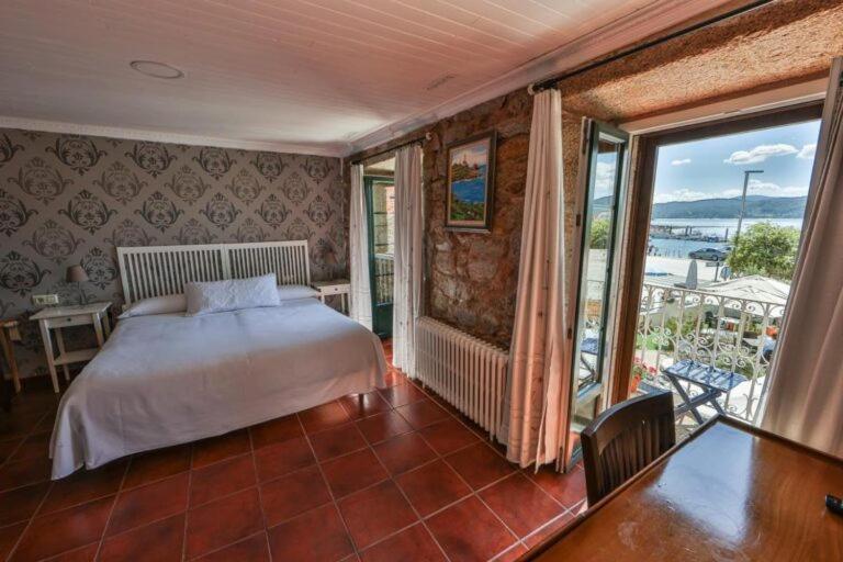 Hotel Puerto Arnela 卡马里纳斯 外观 照片