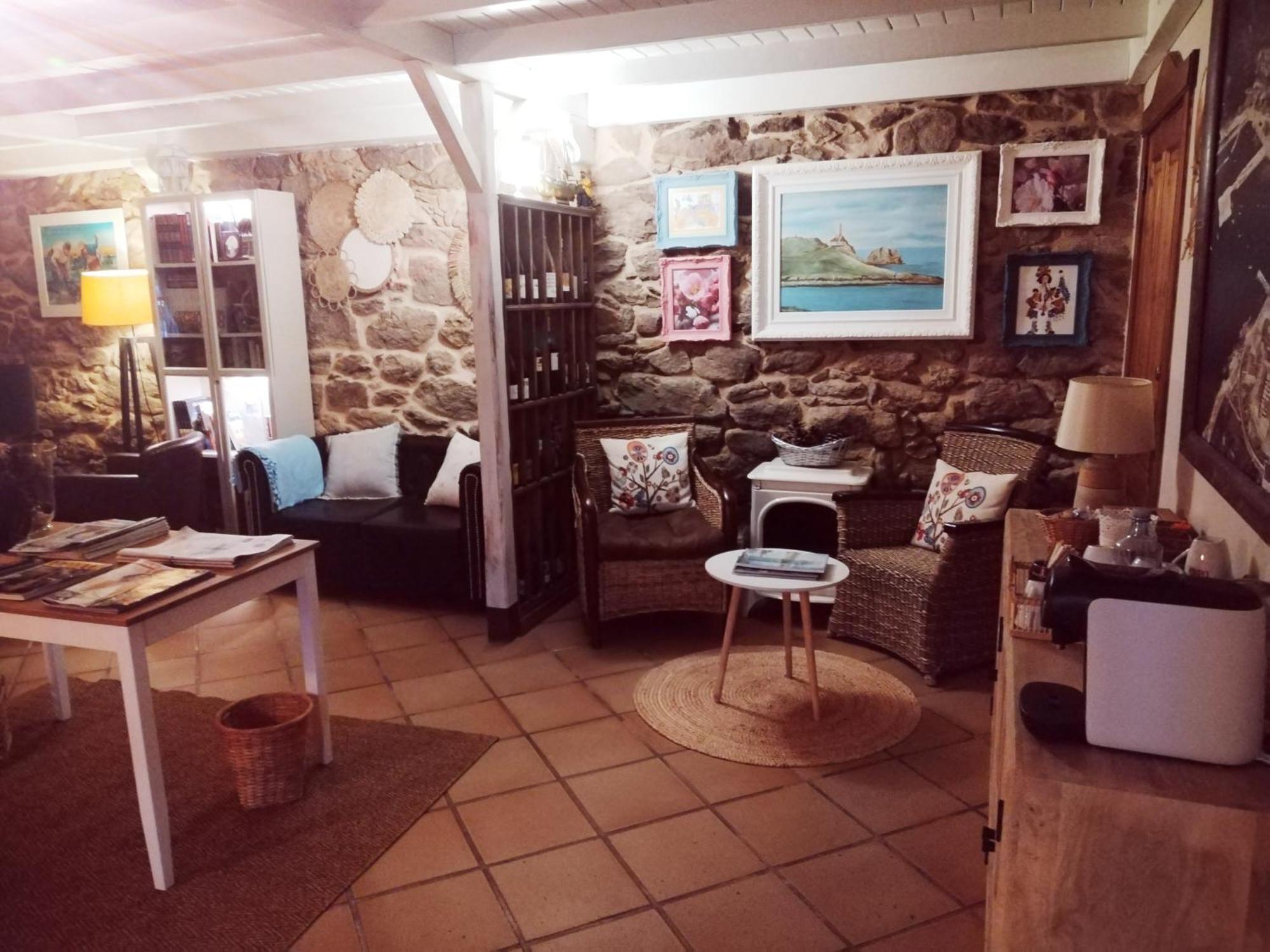 Hotel Puerto Arnela 卡马里纳斯 外观 照片