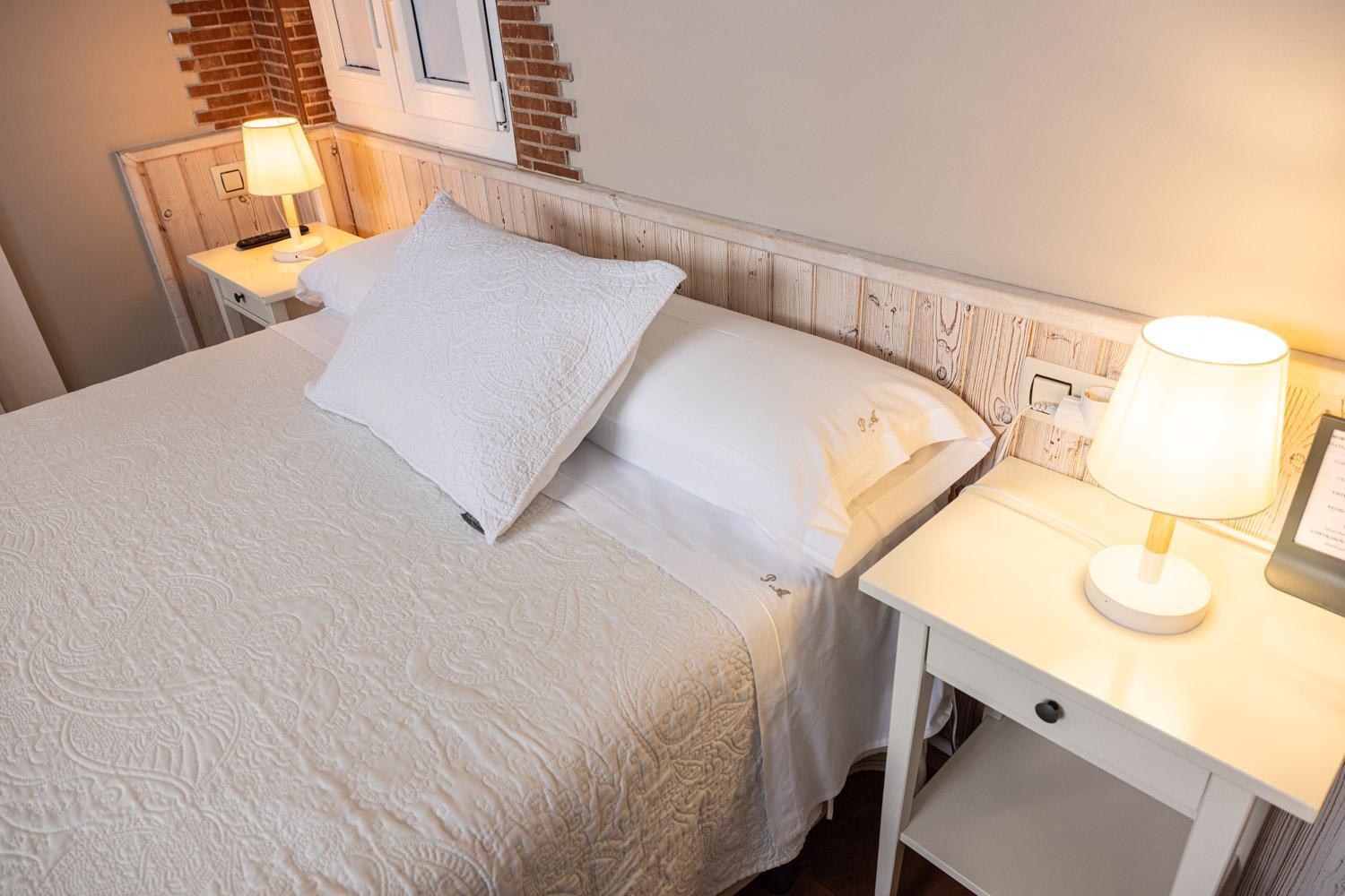 Hotel Puerto Arnela 卡马里纳斯 外观 照片